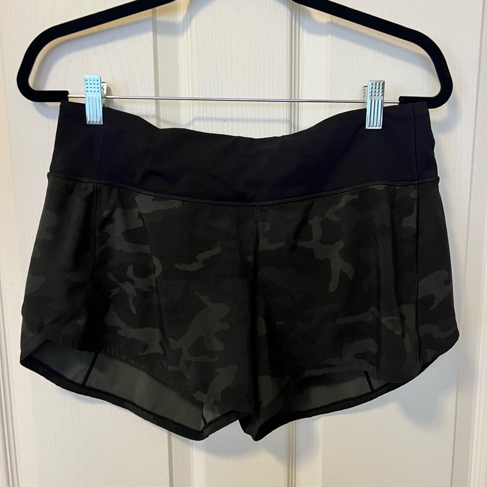lululemon athletica Black Camouflage 4” Speed Up Athletic Shorts
